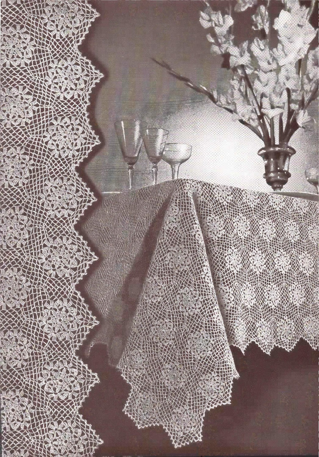 Crocheted Tablecloths and Luncheon Sets, Book No. 179, 1942