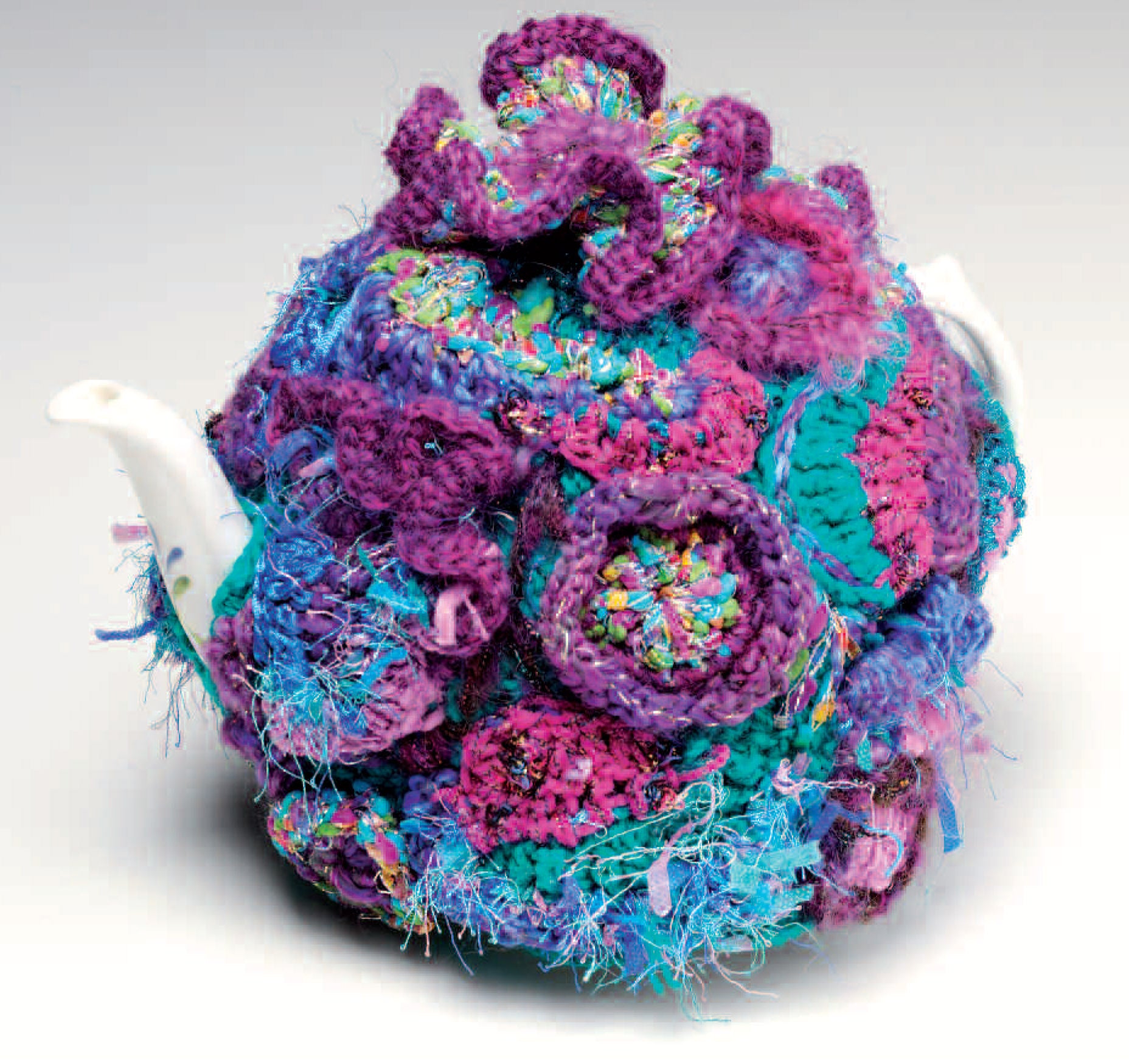 Freeformations: Design and Projects in Knitting and Crochet (2006)