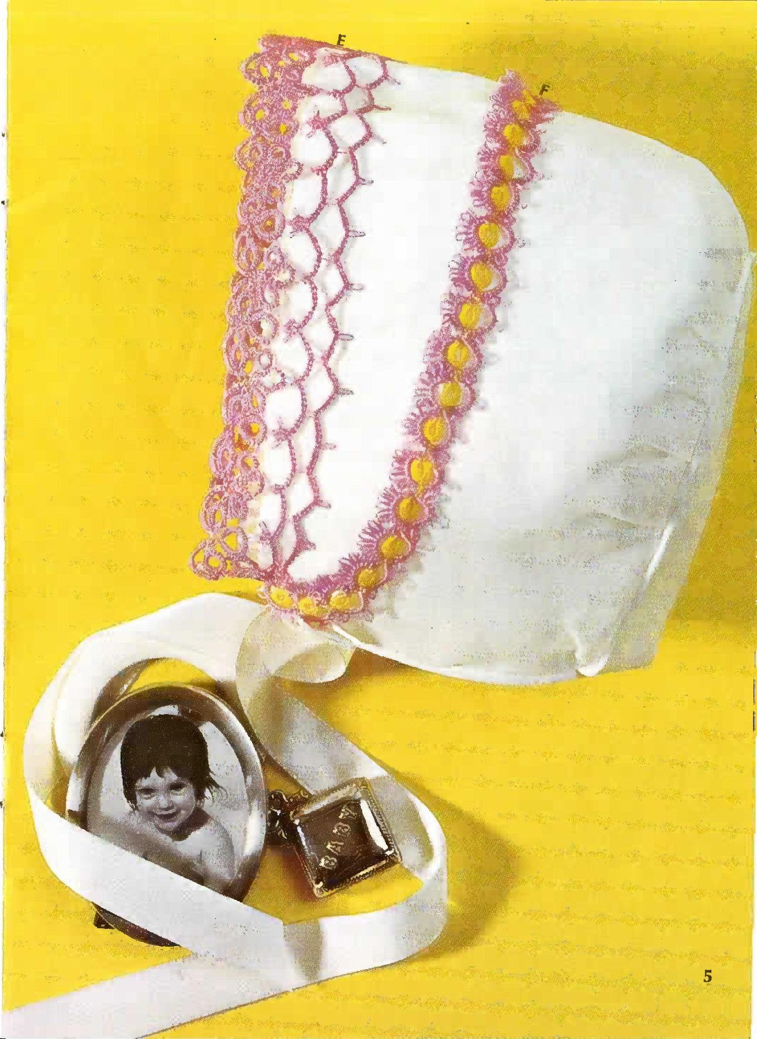 Coats & Clark’s Decorative Edgings To Crochet, Knit and Tat – Book 231 (1973, 1st Edition)
