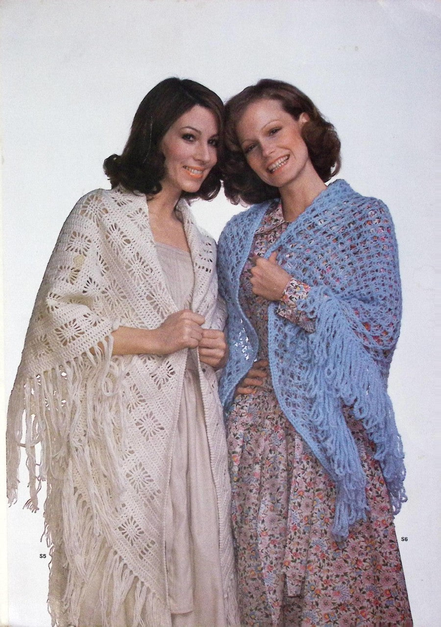 Shawls — Columbia-Minerva Leaflet 2615, 1975