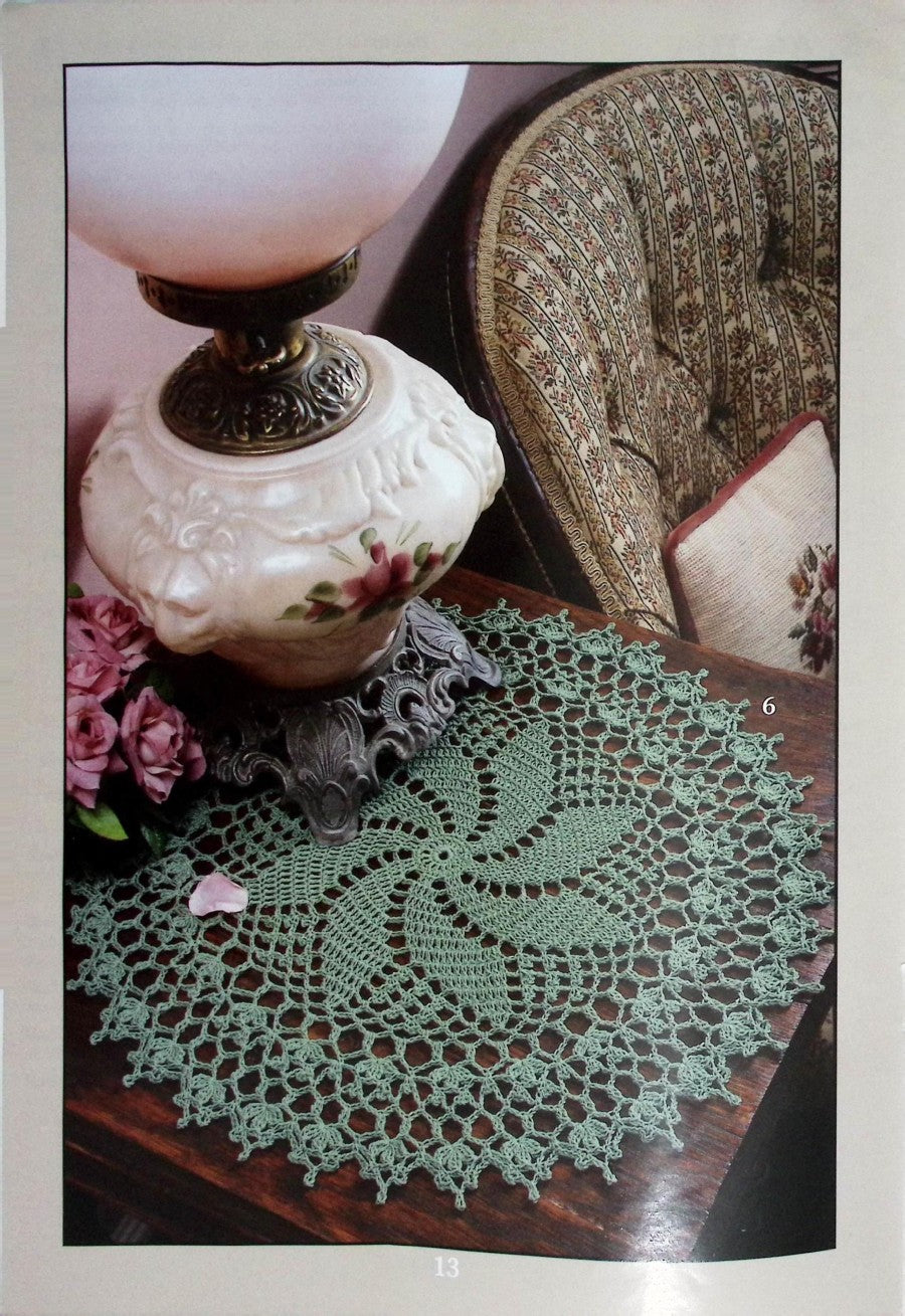 A Dozen Doilies #2934 (1997)