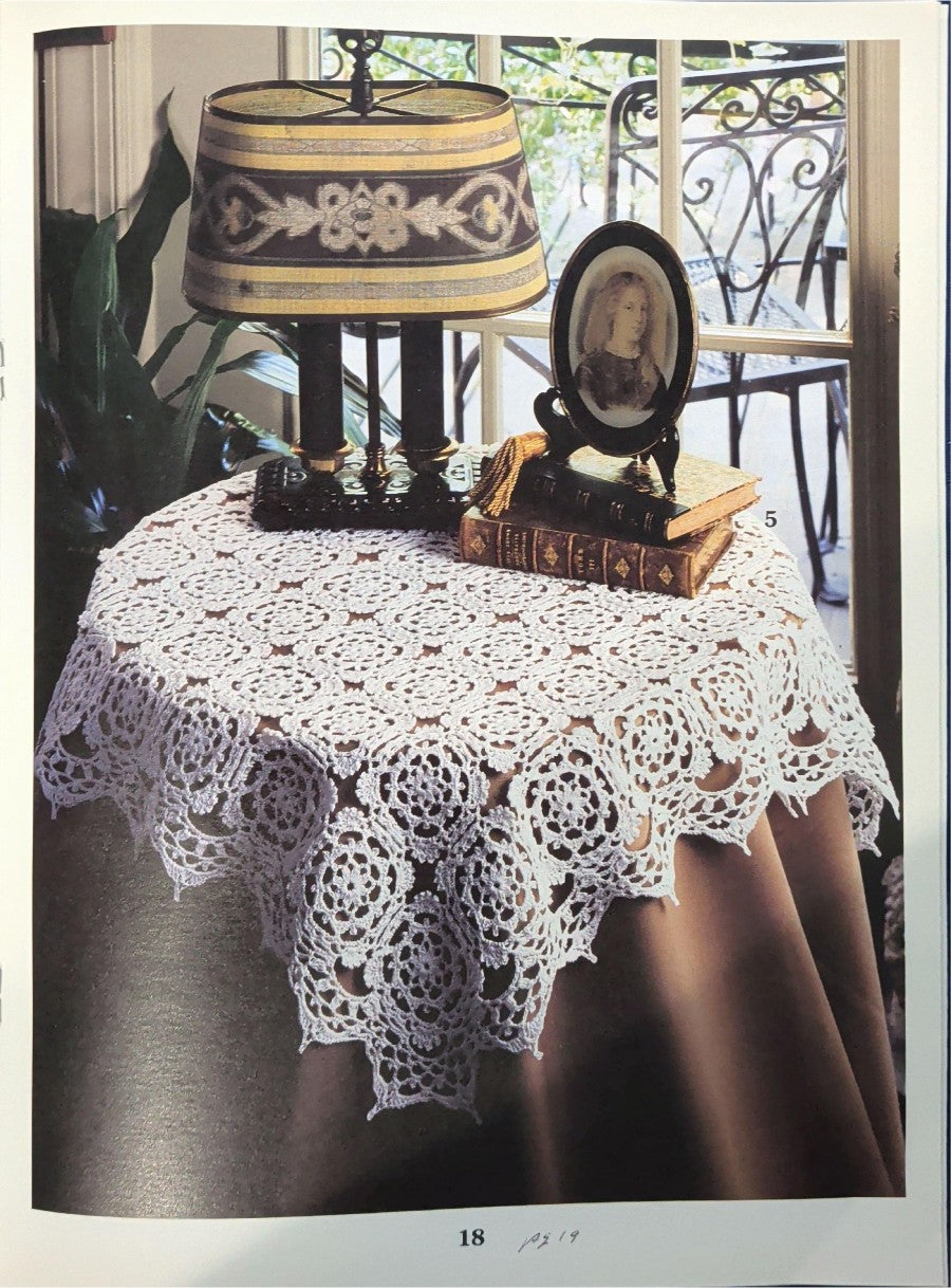 Exquisite Table Toppers — Leisure Arts Leaflet 2983, 1997