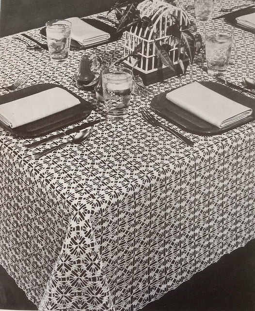 Favorite Crocheted Tablecloth Designs (1985)