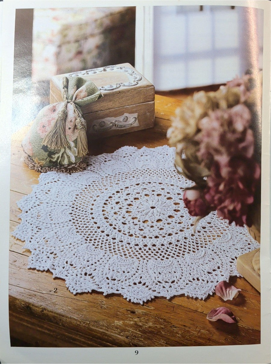 Pineapple Elegance — Leisure Arts 3291, 2002