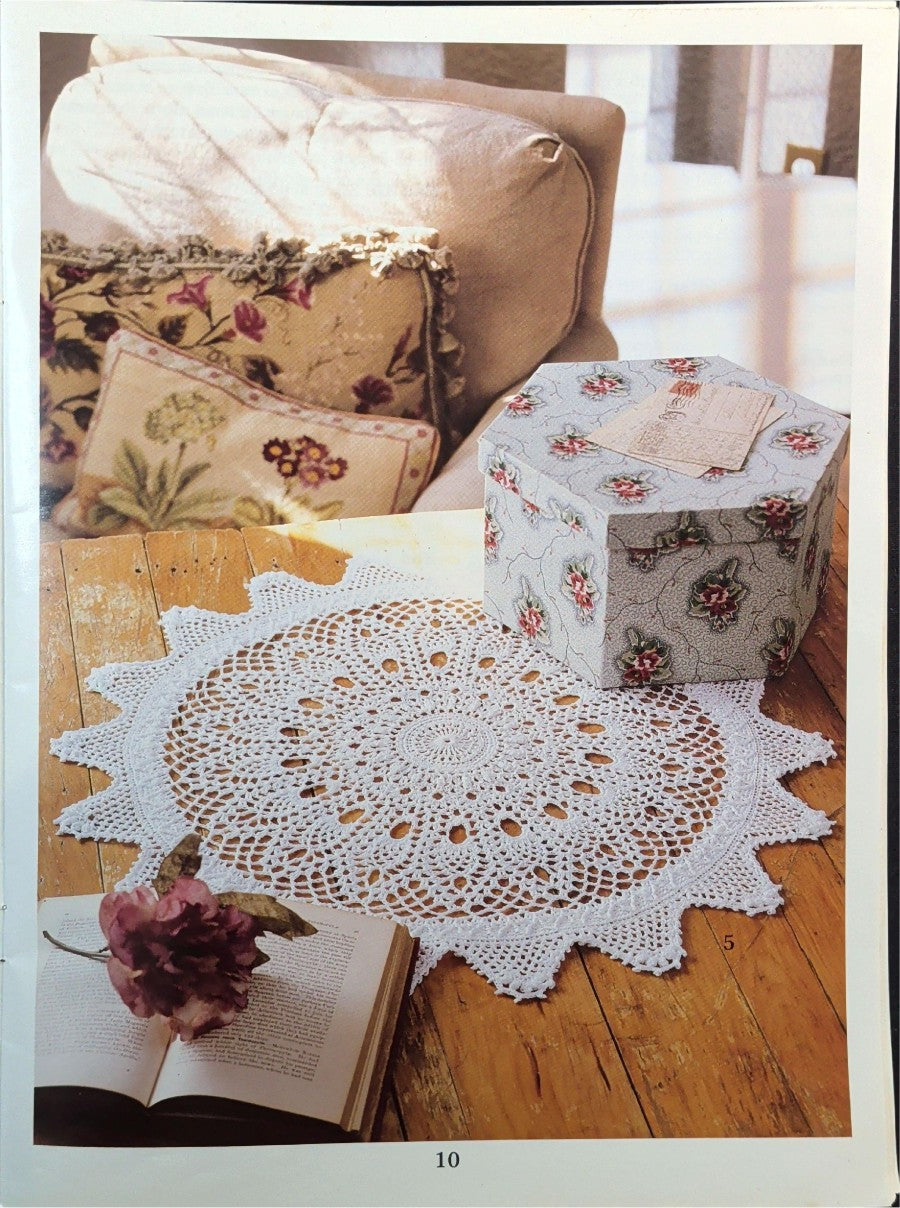 Pineapple Elegance — Leisure Arts 3291, 2002
