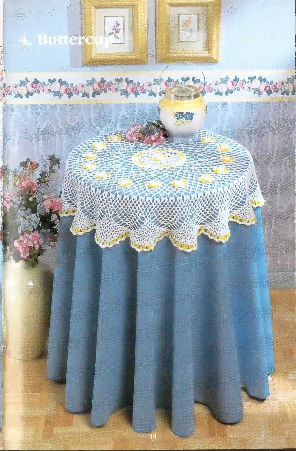 Charming Coverups – Crocheted Table Toppers and Cafe Curtains, South Maid Book 363, circa 1992